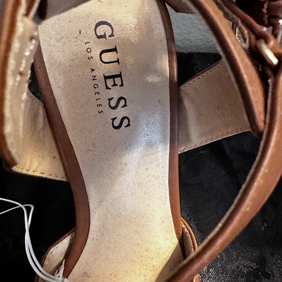 Brand: Guess
Size: 8.  Color: light brown.  Condition is new - Picture 4 of 11